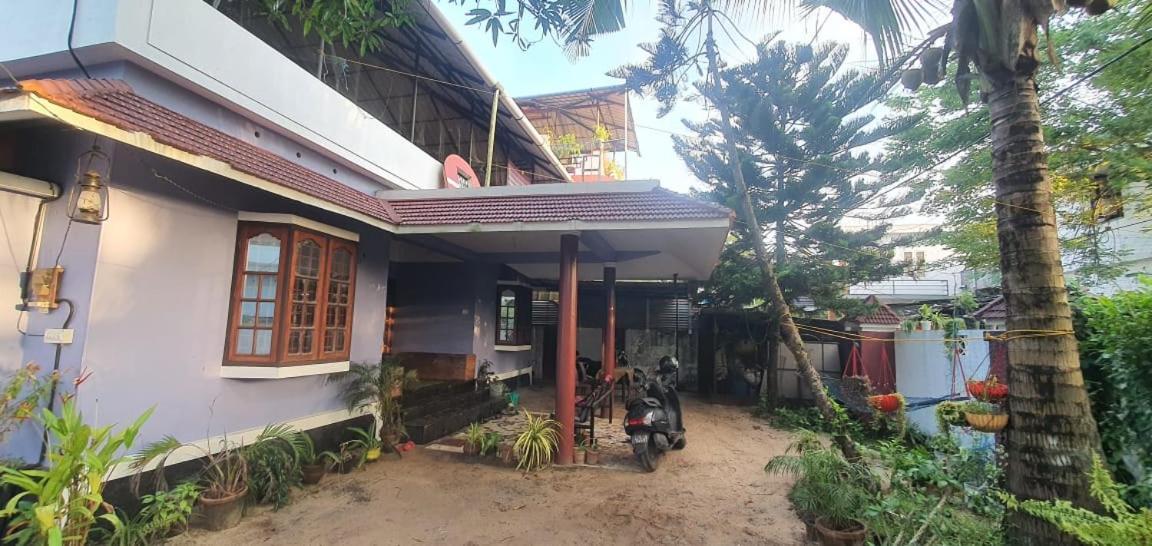 Gothra Beach Casa Alappuzha Bagian luar foto